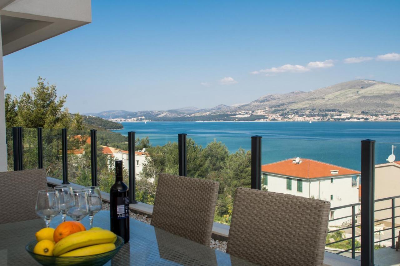 Apartment Julia Trogir Exteriör bild