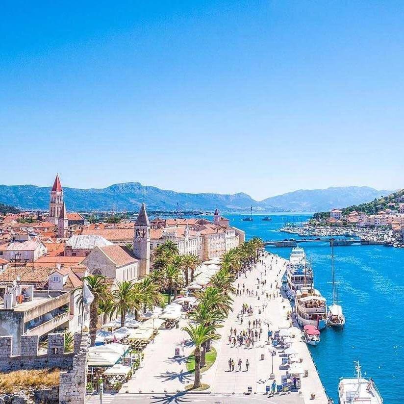 Apartment Julia Trogir Exteriör bild